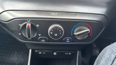 Hyundai i20 1.0T GDi 48V MHD SE Connect 5dr Petrol Hatchback